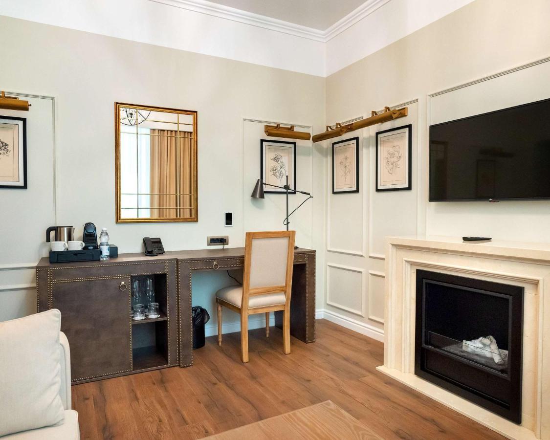 Western Market Square Hotel 4*